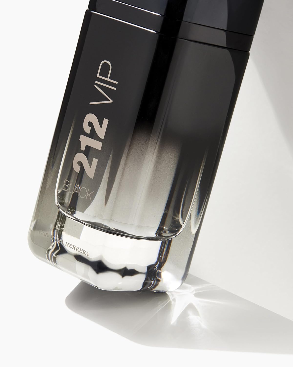 212 Vip Black Carolina Herrera 200 ml Edp Spray - Hombre
