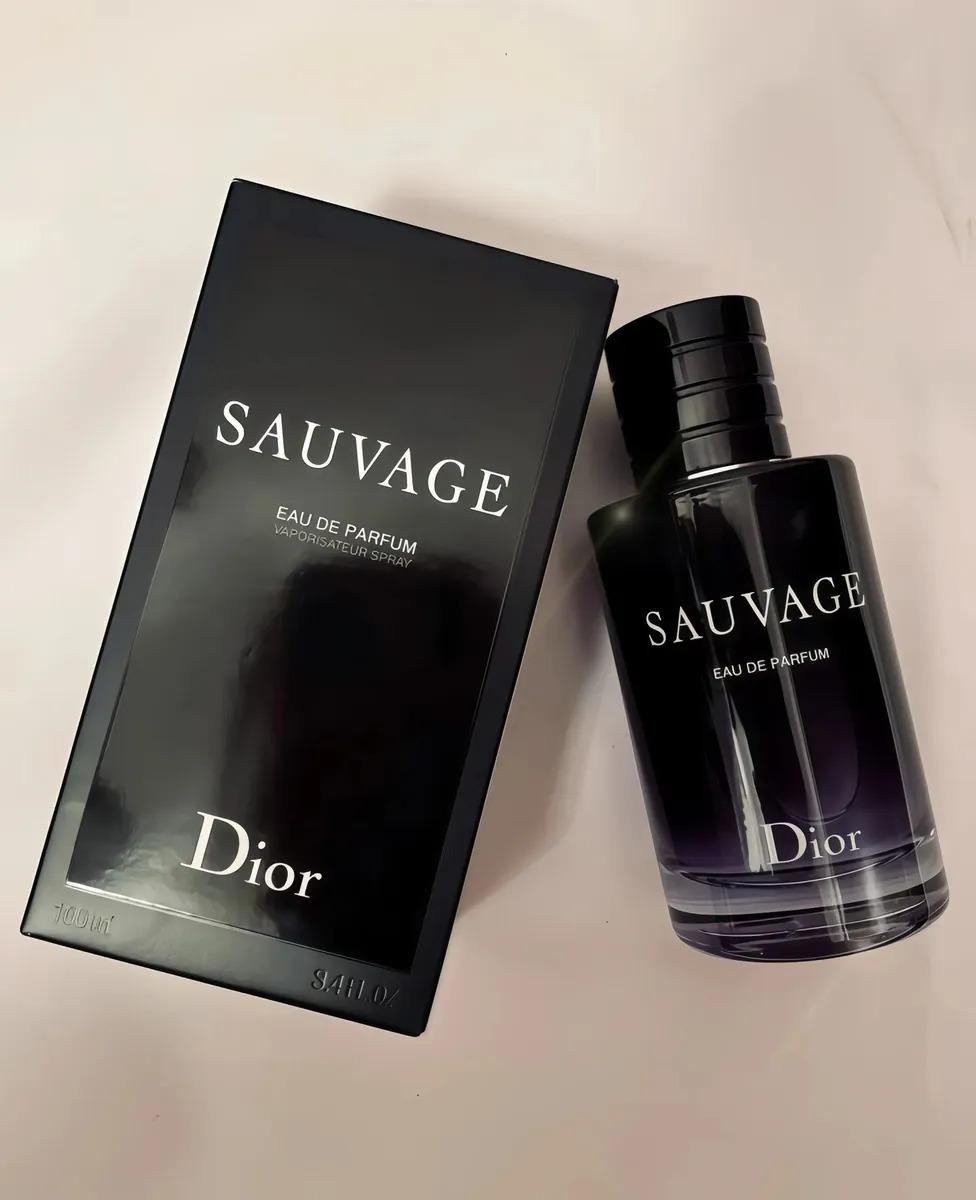 Sauvage Christian Dior 100 ml Parfum Spray - Hombre