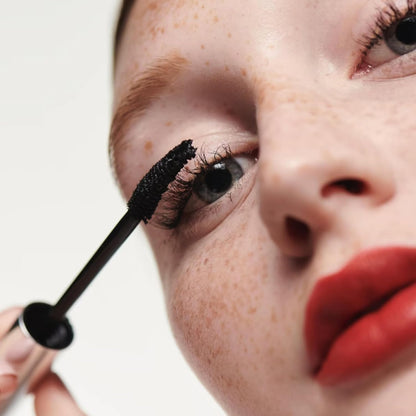 Mascara Para Pestañas High Impact Zero Gravity Mascara -Black 8Ml - Mujer