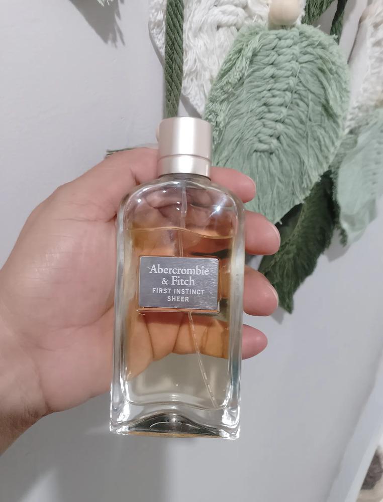 Abercrombie & Fitch First Instinct Sheer 100Ml Edp Spray - Mujer