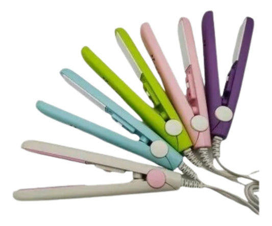 Plancha De Cabello Mini Alaciado Bolsillo Viaje Qi Mei Di Color Black 220v