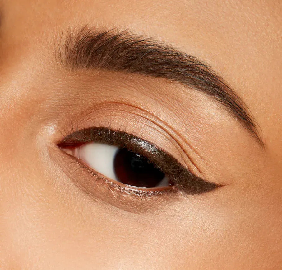 Delineador De Ojos Brushstroke Liquid Eyeliner -Brushbrown .67 G - Mujer